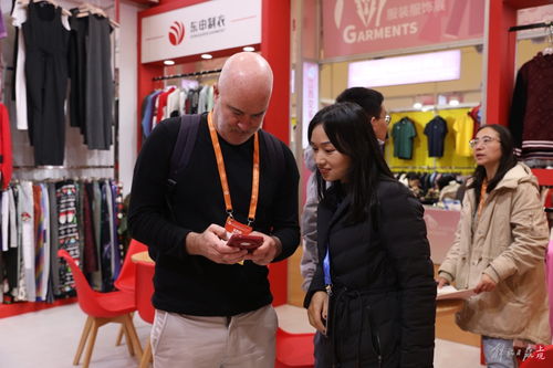 華交會(huì)精彩紛呈 中國(guó)外貿(mào)新春第一展接洽采購(gòu)熱烈